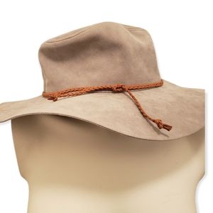 SOLD      Altar’d State Hat